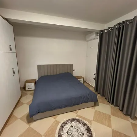 Semesterbostad 77 Shkodër